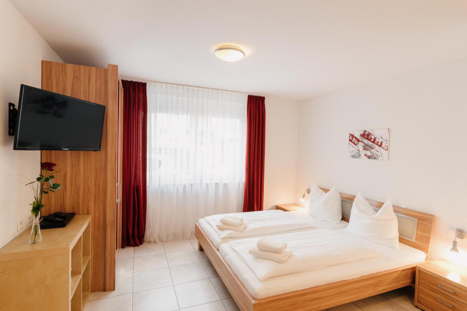 7Schwaben Apartman Bad Urach Kültér fotó