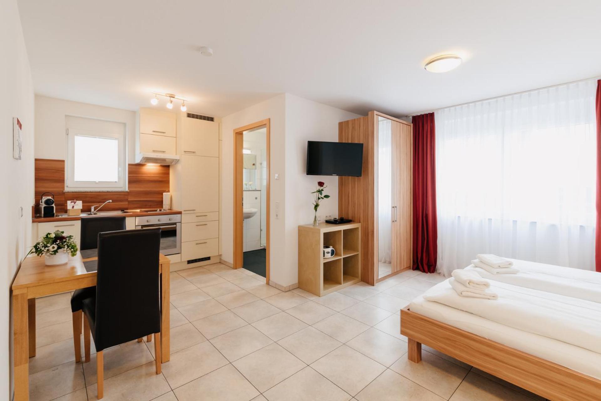 7Schwaben Apartman Bad Urach Kültér fotó