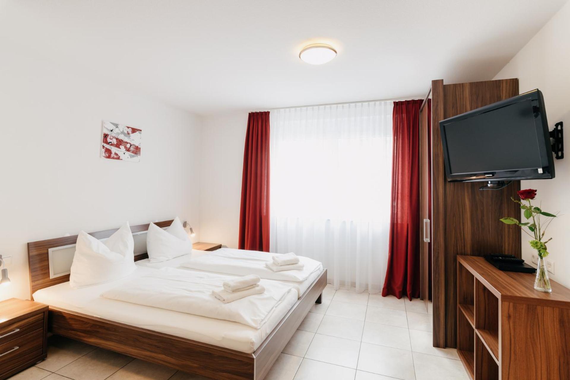 7Schwaben Apartman Bad Urach Kültér fotó